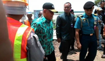 Defense Minister Visited Jetty Construction Project at Lantamal XI in Merauke