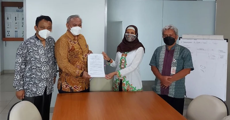 News And Event Lemtek UI and Dishub DKI Jakarta Coorperation Agreement for Preparation of Disaster Studies and Evidence Based Study for the MRT Jakarta Depot Plan Phase 2B and Regional Development for the West Ancol Region 1 whatsapp_image_2022_04_06_at_09_43_06